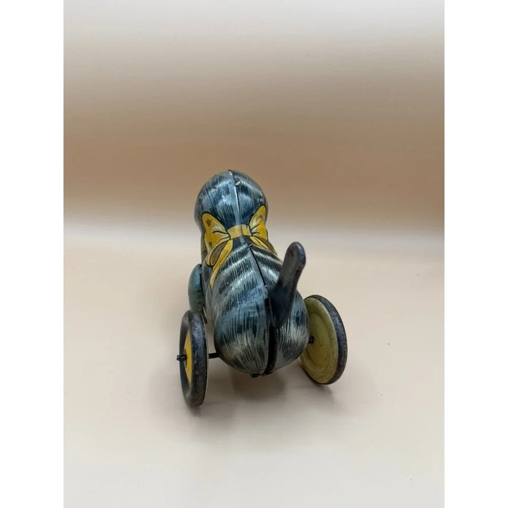 Vintage Marx Kitty Kat Tin Litho Lever Action Cat w/ Ball
